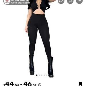 WOMENS MEDIUM (M) SLEEVELESS BLACK JUMP SUIT/ROMPER